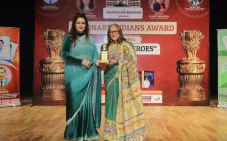 Indian Visionary Award under the title of Real Heroes by I & B ministry winner Dr Archana Shailesh Patel