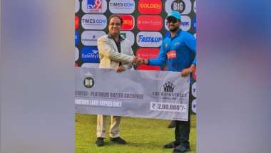 Handa Bangles Founder Mr. Kamal Handa Honours Big Cricket League Semi-Final Man of the Match with ₹2 Lakh Award